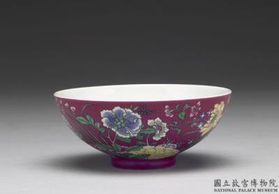 图片[2]-Bowl decorated with flowers of the four seasons in yangcai painted enamels, Qing dynasty, Yongzheng reign (1723-1735)-China Archive